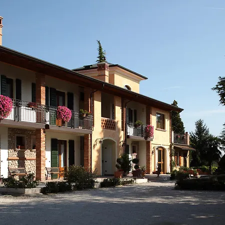 Le Vigne Di Adamo Alloggio per agriturismo Volta Mantovana