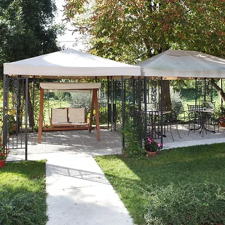Le Vigne Di Adamo Alloggio per agriturismo Volta Mantovana